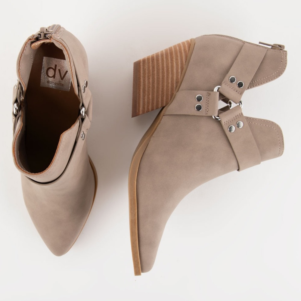 DV Dolce Vita Women’s Kramer Buckle Harness Cut-Out Taupe Ankle Heel Boots, 8.5 - Picture 15 of 17